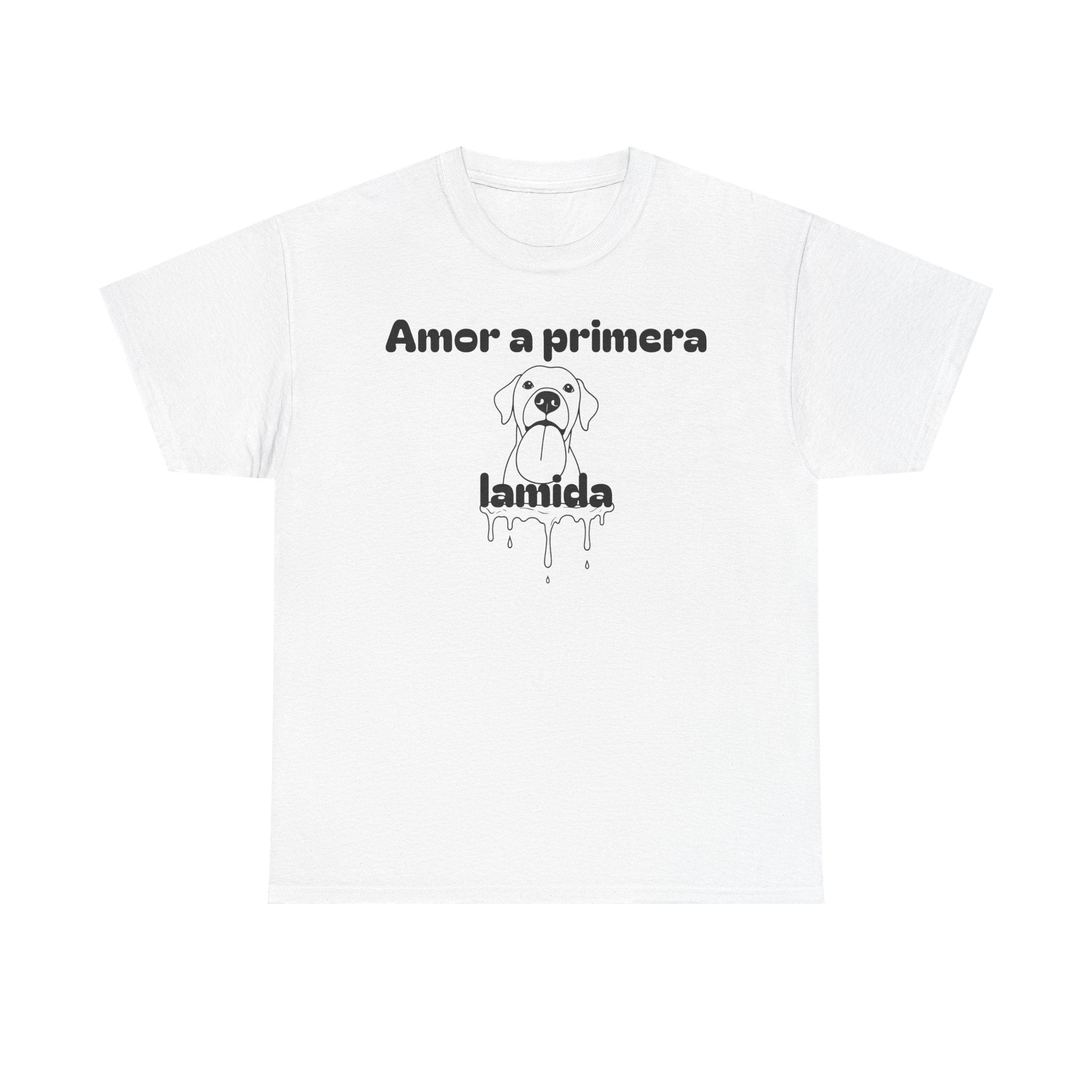 Unisex Pet Lover Tee - "Amor a primera lamida" - Perfect for Dog Lovers, Animal Enthusiasts, Gifts, Casual Wear, Cute Fashion